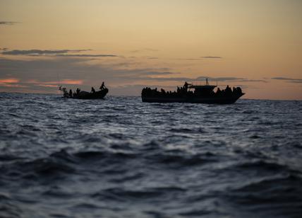 Migranti, sbarchi a raffica a Lampedusa: 532 arrivati in poche ore