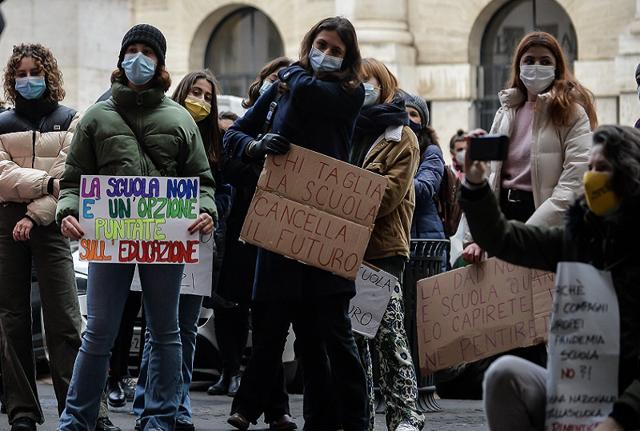 Sciopero Dad a Milano Sciopero Dad a Milano