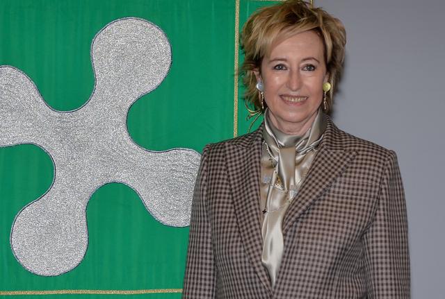Regione Lombardia e vaccinazione Covid, quando la pezza è peggio del buco