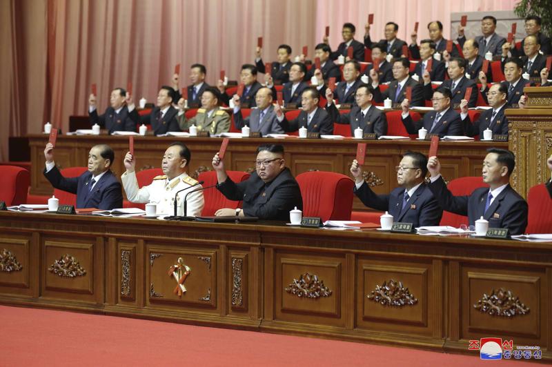 Kim Jong-un al Congresso del partito del Lavoratori in Corea del Nord, gennaio 2021 Kim Jong-un al Congresso del partito del Lavoratori in Corea del Nord, gennaio 2021