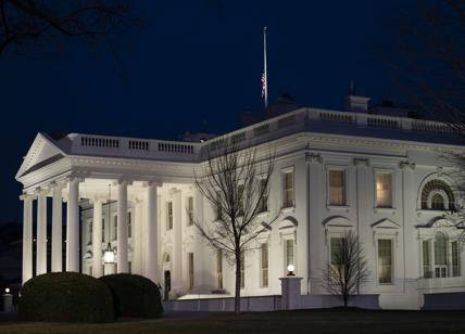 Casa Bianca, il presidente uscente Donald Trump nello Studio Ovale