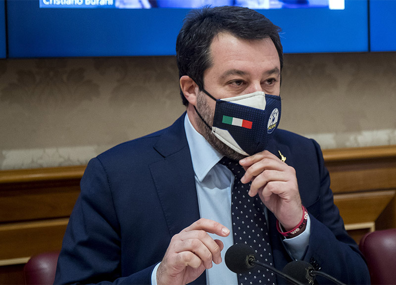 (fonte Lapresse) Salvini (fonte Lapresse) Salvini