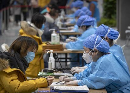 Cina, vaccino a 22,7 mln di persone: l'obiettivo è 50 mln entro il 17 febbraio