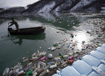 In Uk posticipate le norme anti-plastica. Il Covid rallenta l'economia green