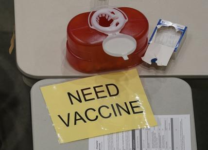 Coronavirus, limitare il vaccino AstraZeneca costerà molte vite umane