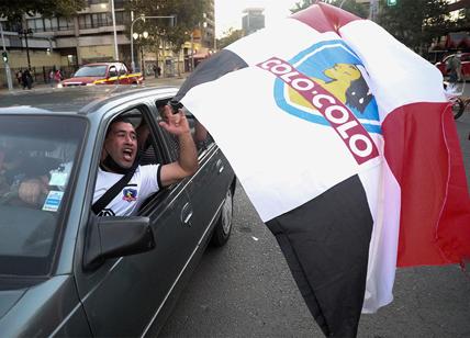 Santiago, i tifosi del Colo Colo festeggiano per la vittoria contro il Concepcion