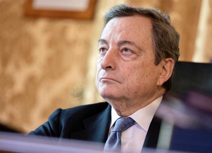 Draghi: "Covid, la via d’uscita non è lontana. Piano potenziato sui vaccini"
