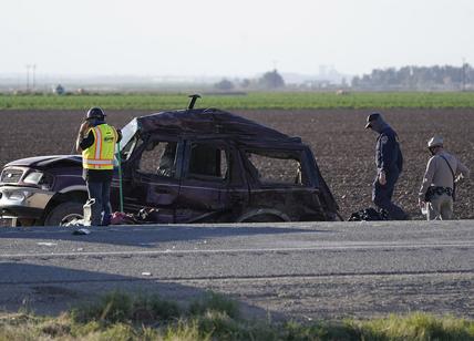 Tragico incidente in California: scontro mortale tra un Tir e un Suv
