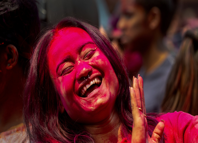 Holi Festival, la festa dei colori in India (fonte Lapresse )
