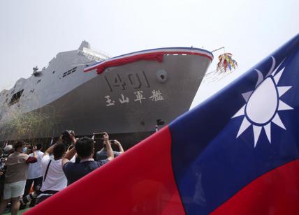 Taiwan, ministro degli Esteri: "Dobbiamo prepararci alla guerra con la Cina"
