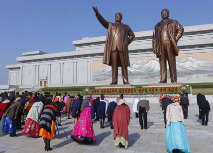 La Corea del Nord celebra l'anniversario della nascita del suo fondatore Kim Il Sung