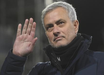 Mourinho a Roma gonfia bolle, in Borsa e politiche. E torna la chimera-Stadio Mourinho a Roma gonfia bolle, in Borsa e politiche. E torna la chimera-Stadio
