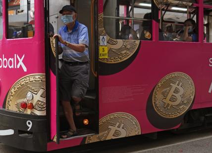 Bitcoin, nuovo crollo: in 2 giorni -12%. Perchè creerà problemi a El Salvador