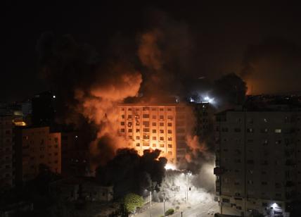 Israele, ripresi raid su Gaza. Da Biden a Netanyahu "toni decisi più che mai"