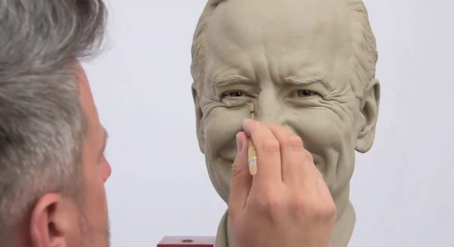 Biden, Madame Tussauds NY (fonte facebook) Biden, Madame Tussauds NY (fonte facebook)