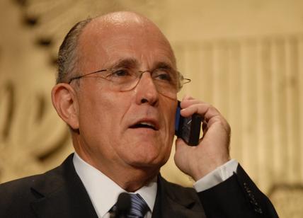 Usa, l'Fbi perquisisce la casa di Rudolph Giuliani