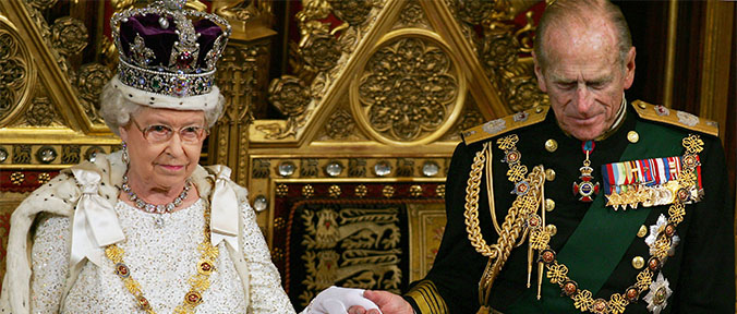 Regno Unito, è morto il principe Filippo: aveva 99 anni. Elisabetta in lutto