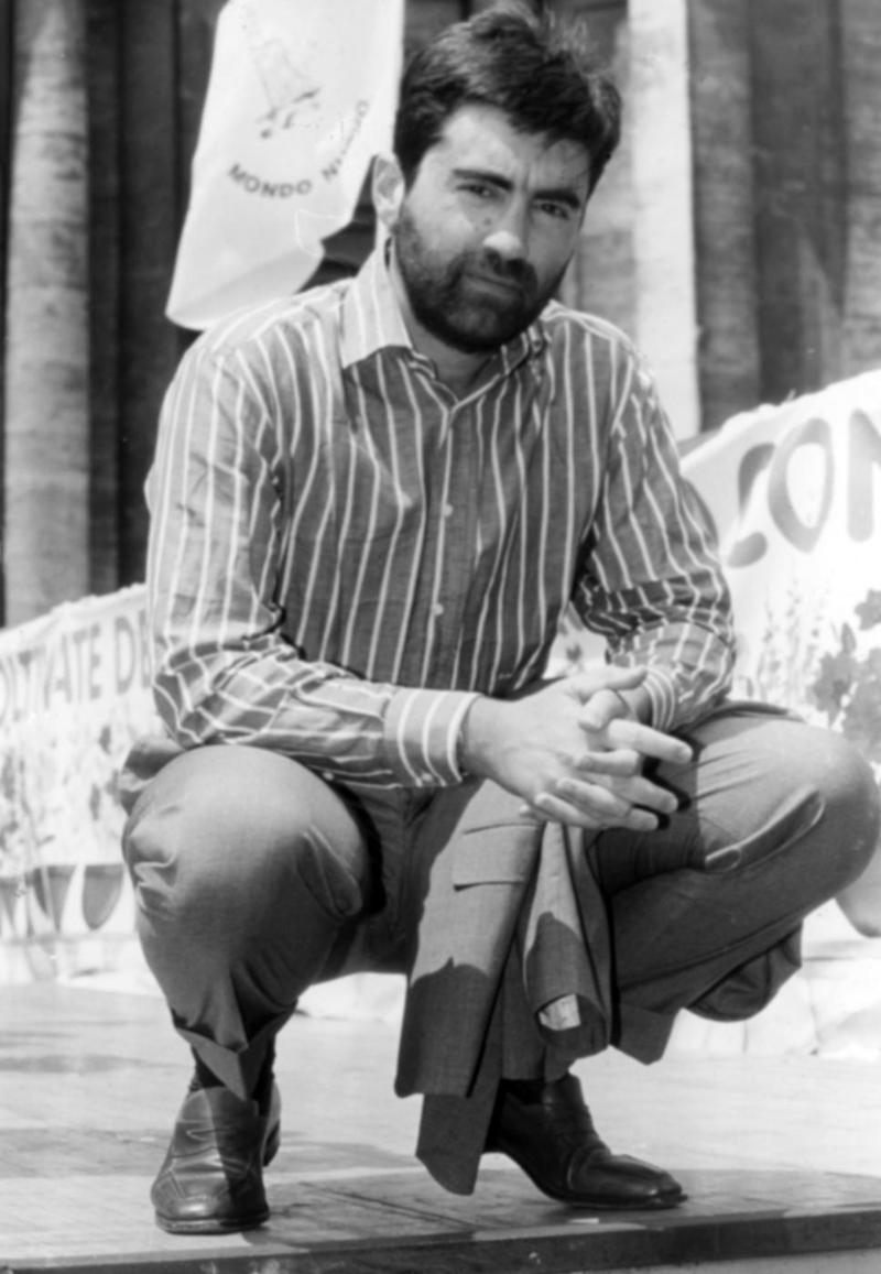 Nonostante la giovane età, proprio Andrea Muccioli ha diretto San Patrignano dopo la morte del padre Vincenzo. La sua gestione è durata dal 1995 al 2011, quando il suo posto è stato preso da un comitato di gestione, sempre supportato dai Moratti Nonostante la giovane età, proprio Andrea Muccioli ha diretto San Patrignano dopo la morte del padre Vincenzo. La sua gestione è durata dal 1995 al 2011, quando il suo posto è stato preso da un comitato di gestione, sempre supportato dai Moratti