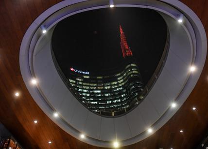 UniCredit,il mega stipendio di Orcel? "Per attrarre dirigente di alto livello" UniCredit,il mega stipendio di Orcel? "Per attrarre dirigente di alto livello"
