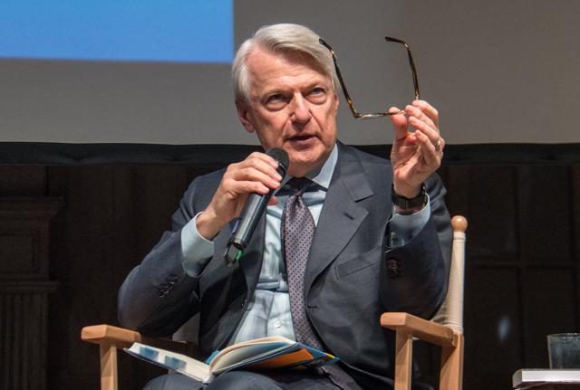 Ferruccio De Bortoli, Presidente di VIDAS (Lapresse) Ferruccio De Bortoli, Presidente di VIDAS (Lapresse)