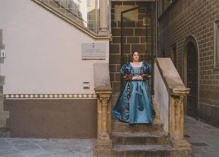 L' Abito de "La Bella di Tiziano" donato al Corteo della Repubblica Fiorentina L' Abito de "La Bella di Tiziano" donato al Corteo della Repubblica Fiorentina