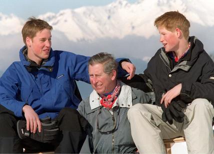 Royal Family, la verità nel volto del principe: "Harry non è figlio di Carlo"