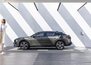 Citroen C5 X, ritorna l'ammiraglia
