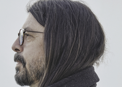 Dave Grohl, dai Nirvana ai Foo Fighters: “I miei ricordi in The storyteller”