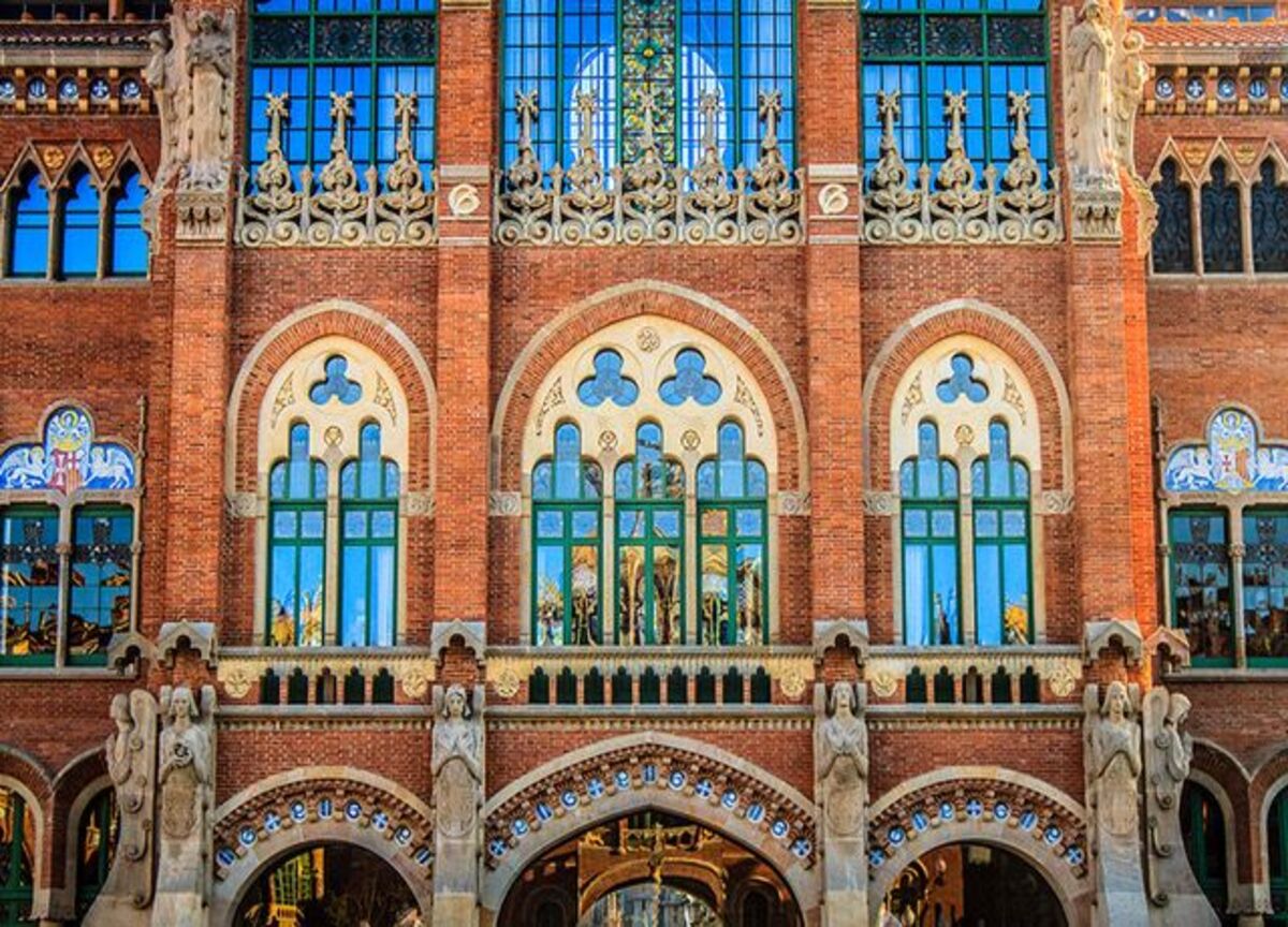 Detall finestres Recinte Modernista de Sant Pau Miguel Ángel Herrero Varela Agència Catalana de Turisme