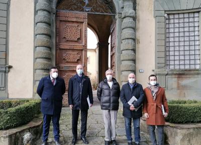 Eike Schmidt visita castello di Montegufoni