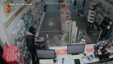 IL VIDEO DELLA TELECAMERA DI SORVEGLIANZA