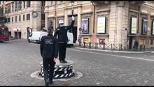 Saluto comandante pedana Piazza Venezia