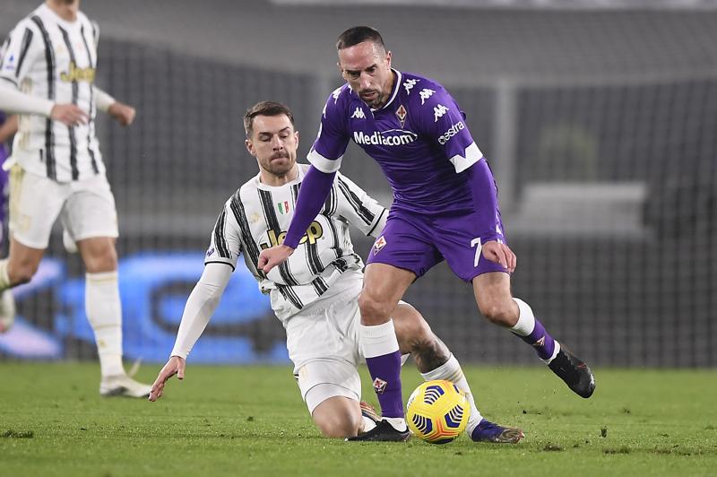Franck Ribery - Aaron Ramsey (Lapresse) Franck Ribery - Aaron Ramsey (Lapresse)