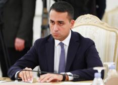 Governo, Di Maio allontana le urne: "Rischiamo di perdere i fondi europei"