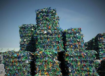 Riciclo rifiuti, Italia leader in Europa: in testa alla classifica con il 79%