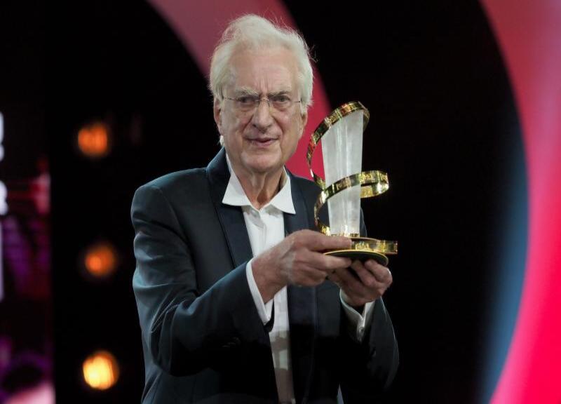 (fonte IPA) Bertrand Tavernier