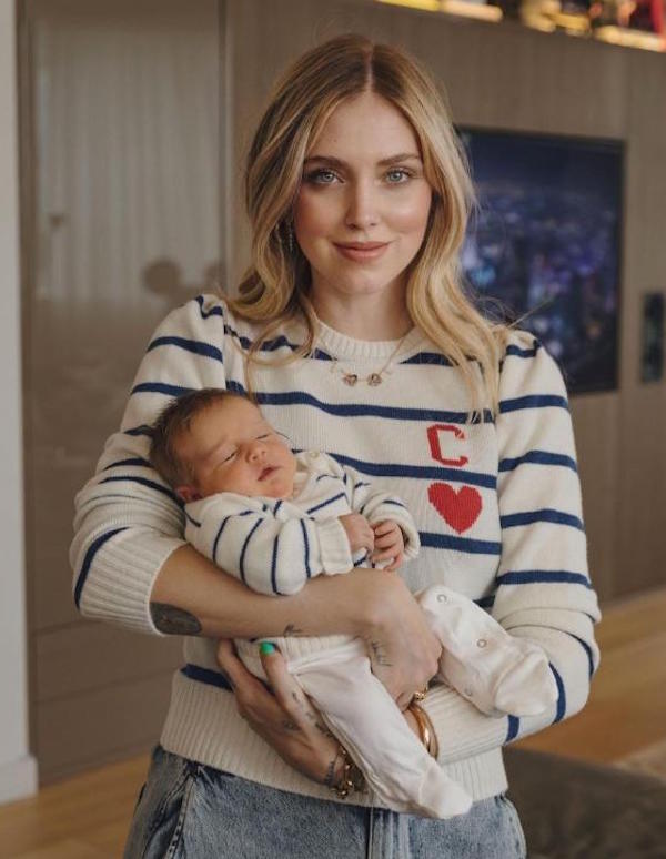 Chiara Ferragni con la Figlia Vittoria Lucia  Ipa