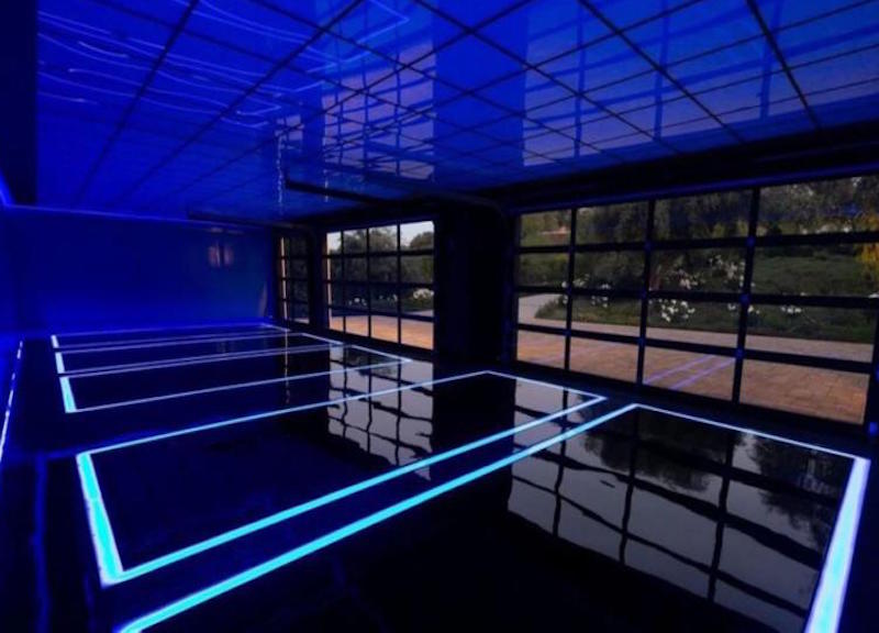 Madonna compra per 19,2 milioni usd la casa del cantante"Wekend" a Hidden Hills, Los Angeles IPA