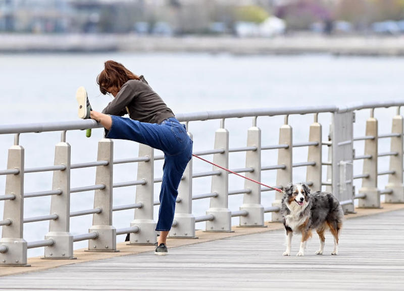 New York, Helena Christensen a passeggio  con  il suo cane 