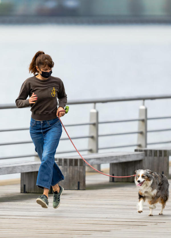 New York, Helena Christensen a passeggio  con  il suo cane 