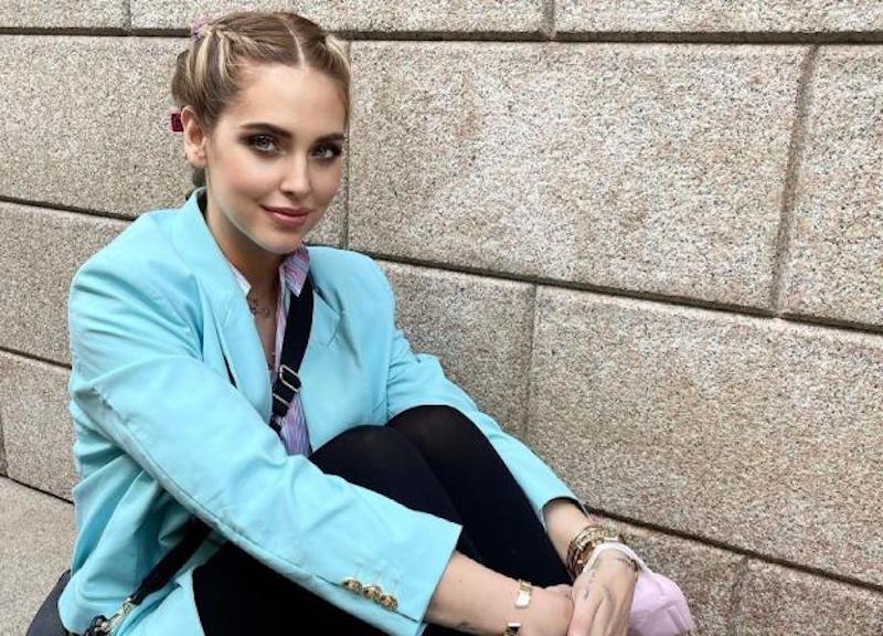 Chiara Ferragni Il "ìlook della settimana " Chiara Ferragni Il "ìlook della settimana "