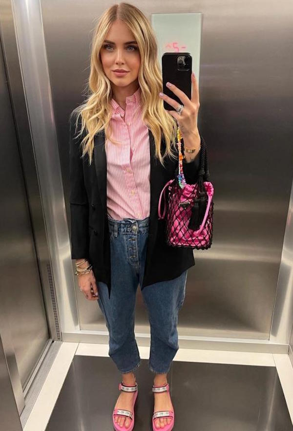 Chiara Ferragni Il "ìlook della settimana " Chiara Ferragni Il "ìlook della settimana "
