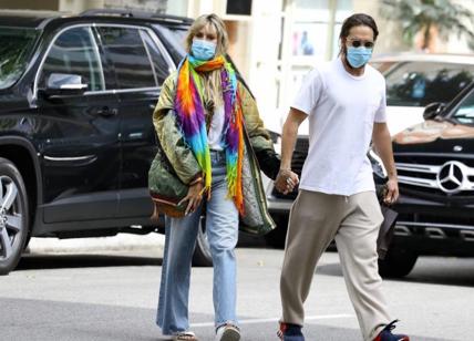 Los Angeles,Heidi Klum , stile Hippy, in compagnia del fidanzato
