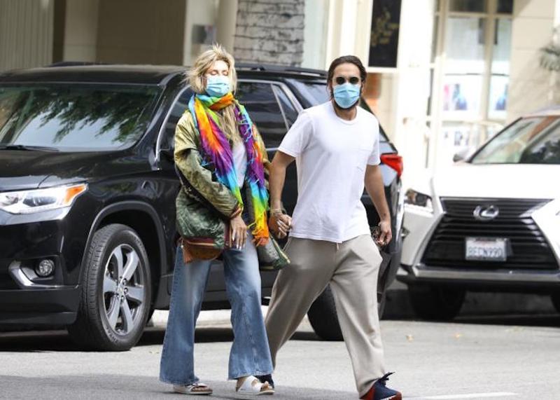 Los Angeles,Heidi Klum, stile Hippi in compagnia del fidanzato
