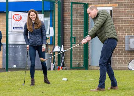 Durham,il Principe William e Kate giocano a golf al Cheesy Waffles Project