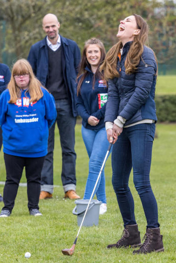 Durham,il Principe William e Kate giocano a golf al Cheesy Waffles Project