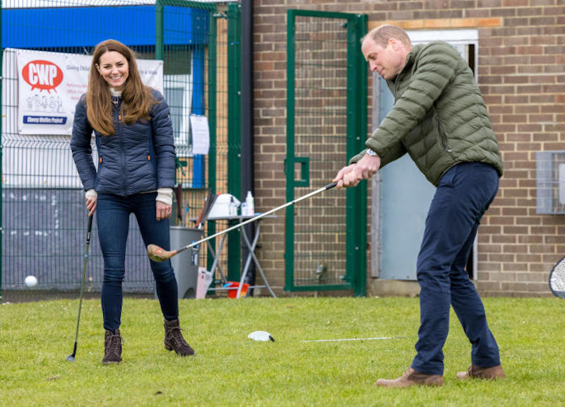 Durham,il Principe William e Kate giocano a golf al Cheesy Waffles Project