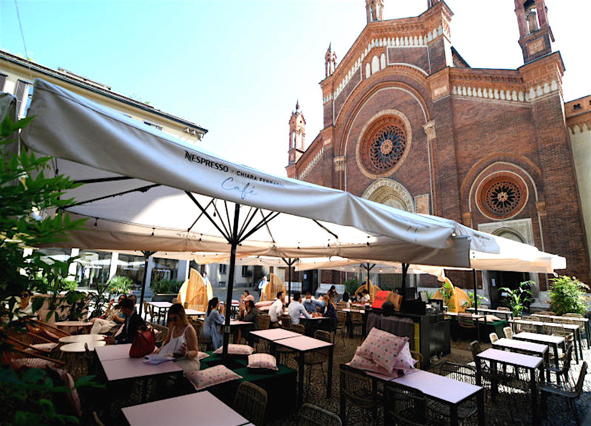 Milano, Inaugurazione Chiara Ferragni Cafè - Nespresso in piazza del Carmine