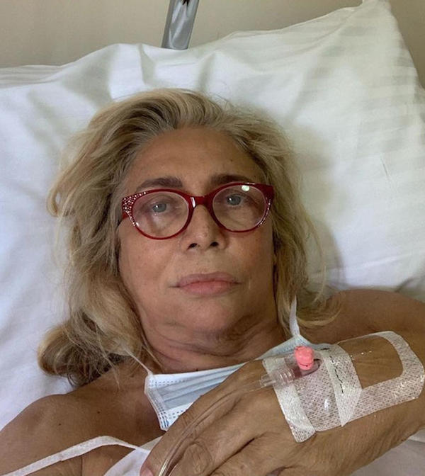 Mara Venier,dopo la paura,l'intervento chirurgico gioca con il nipote Mara Venier,dopo la paura,l'intervento chirurgico gioca con il nipote