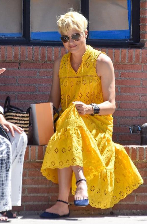 Studio City ,Los Angeles,Selma Blair nuovo look, taglio e colore , dei capelli
